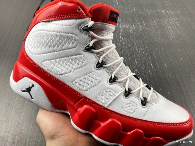 One Kick Retro White Red Gym Jordan 302370-160 9 Air 0805